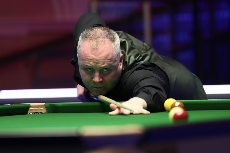 的表现感到 的表现感到